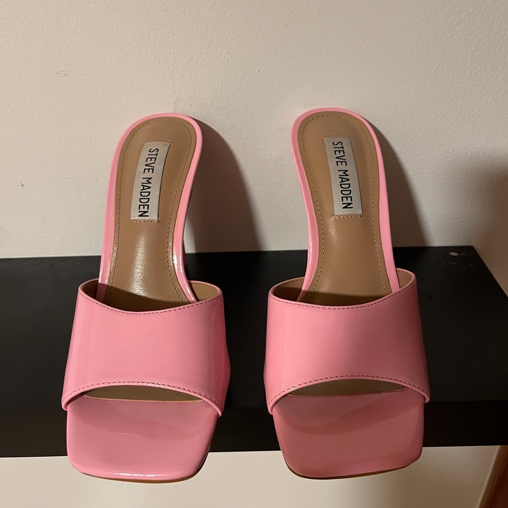 Steve Madden signal square toe mules